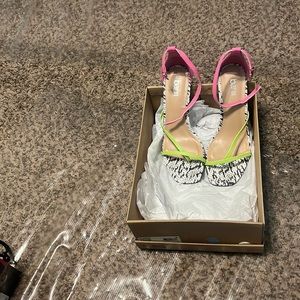 Bar 111 heels pink multicolored neon green snake skin size 71/2 clear heel